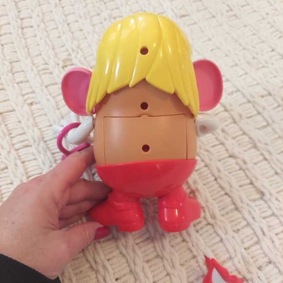 Mrs. Potato Head - Picture 4 of 9